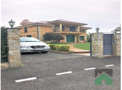 Chalet, SOMI&Oacute; (GIJON)