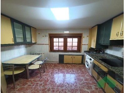 Piso, TREMA&Ntilde;ES (GIJON)